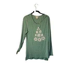 Tru self women’s green and white striped Christmas tree T-shirt small